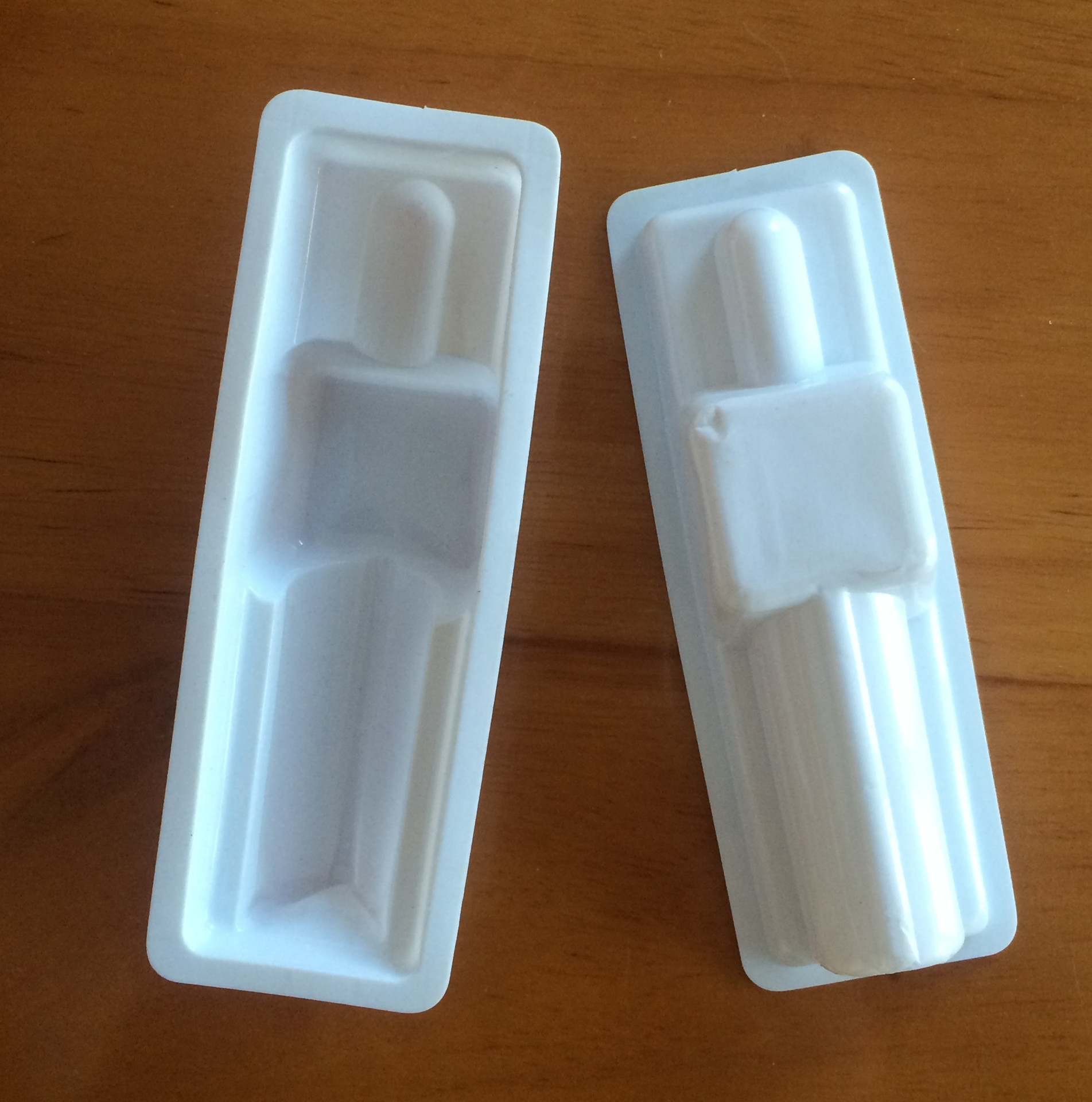 厂家供应塑料内托 水针剂托 安瓿瓶内托 pvc吸塑材料 药品包装盒