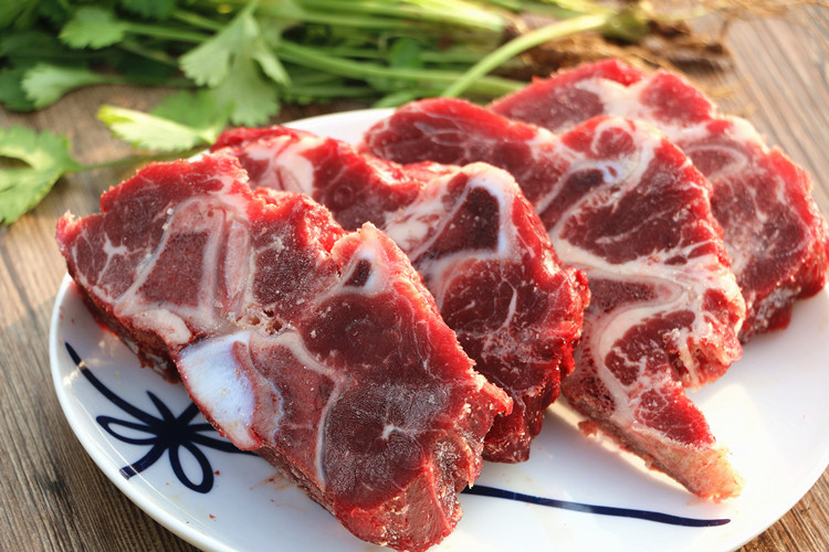 厂家直发牛脊椎骨带肉 黄牛牛蝎子熬汤火锅食材 内蒙牛脊骨冷冻