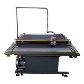 配模板机和花样机用的服装刻板模板机刻塑料板用服装模板切割机