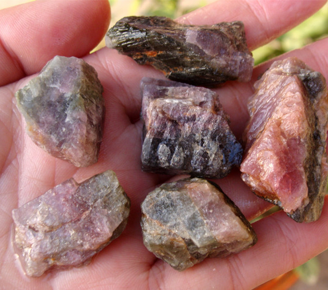 安居疗愈石 天然大颗粉碧玺绿碧玺原石 西瓜碧玺原石