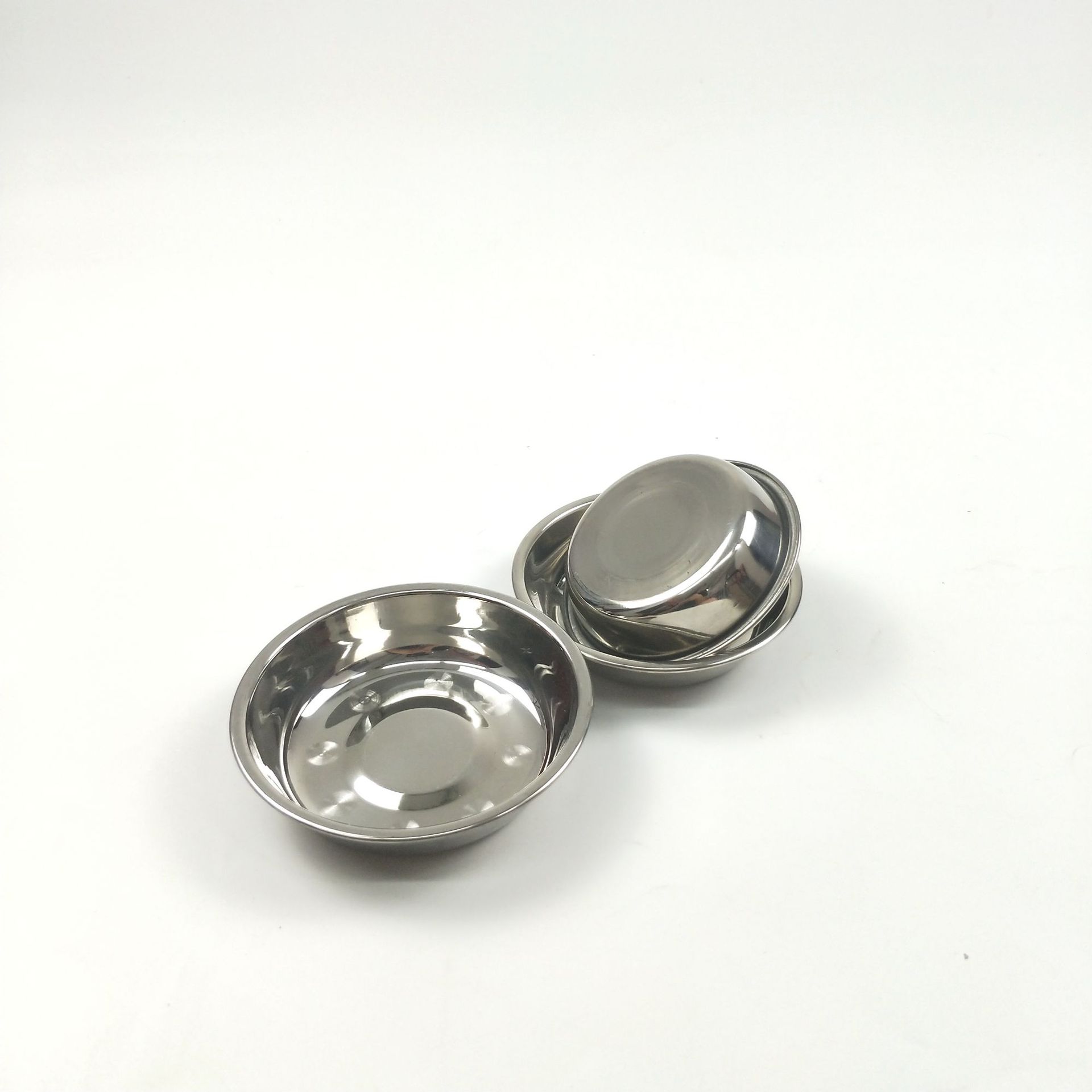 不锈钢餐用小碟子 圆形加厚大小碟 酱料碟食堂快餐馆调料碟