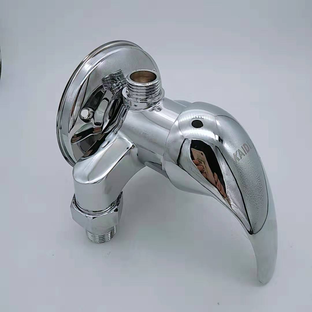 明装三角淋浴冷热混水阀 带活接六分四分出水混水阀 冷热淋浴龙头