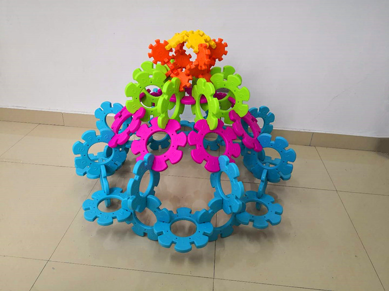 新款特大号雪花片直径26cm 幼儿园装饰大雪花片大型塑料拼插积木