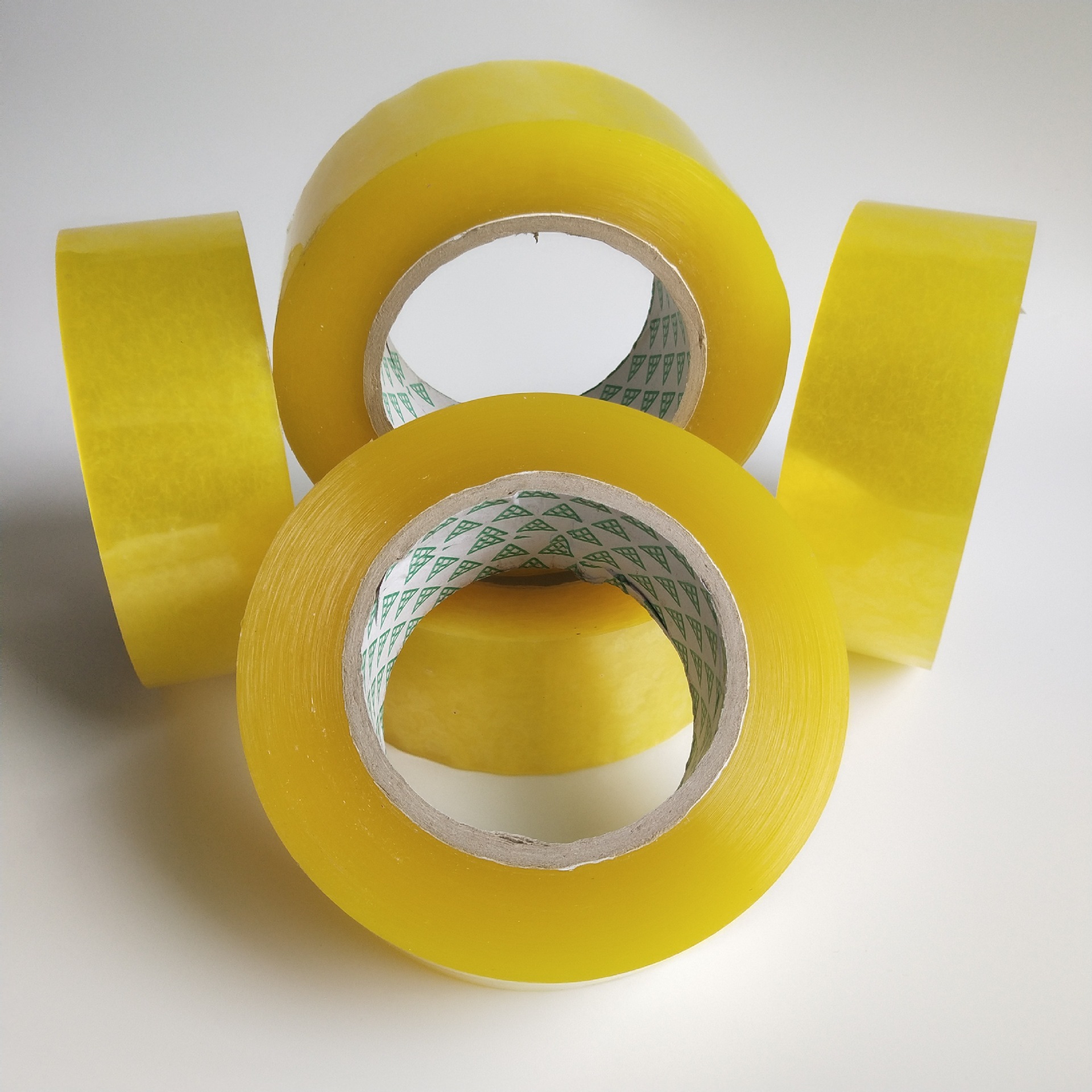加工销售透明黄胶带透明封箱米黄胶带快递打包胶带定制批发