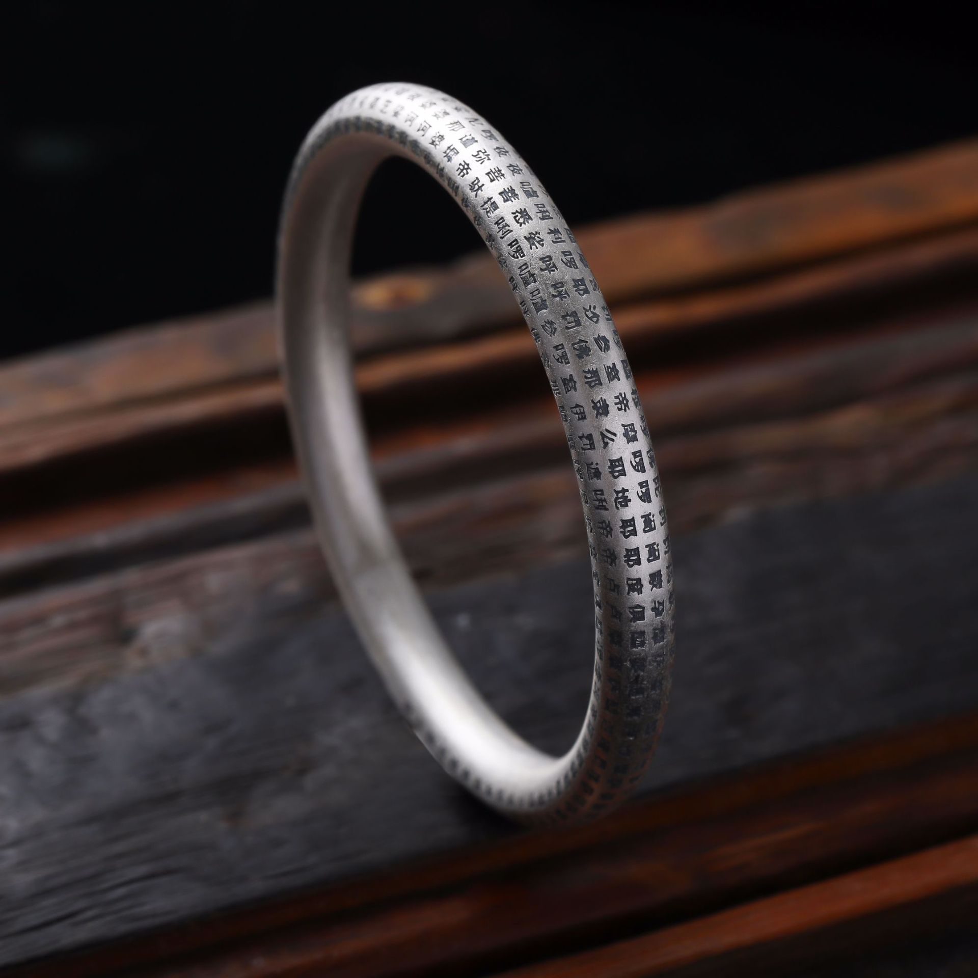 批发s999足银新款大悲咒 纯银韩版哑光复古民族风 女士手镯银至尚