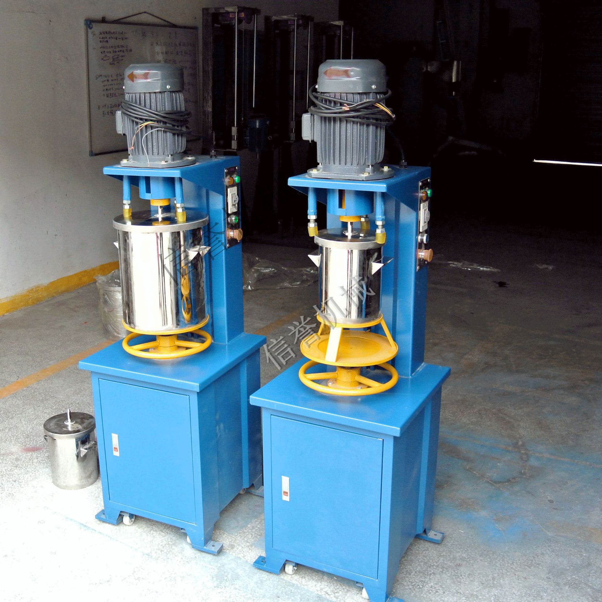 东莞机械厂家出售5-100kg 各类型颜料打粉机 大小型打粉机