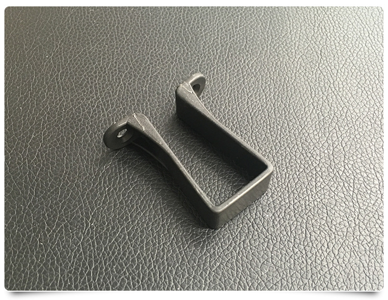 厂家批发u型家具紧固配件 u型卡扣固定夹 桌架家具连接配件定制