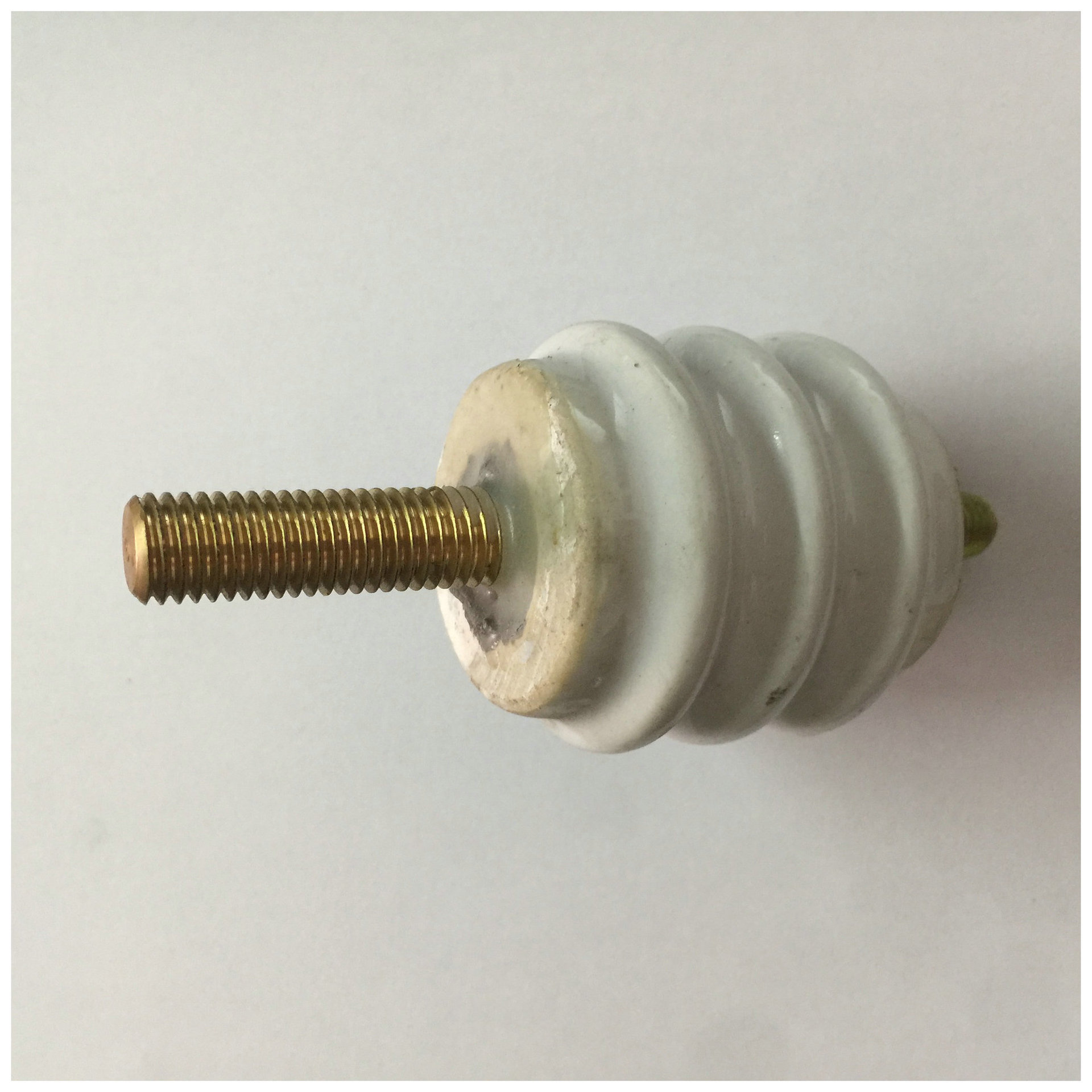 批发零售瓷线柱铜卡爪铜开口线鼻防爆接线柱高压接线柱绝缘套