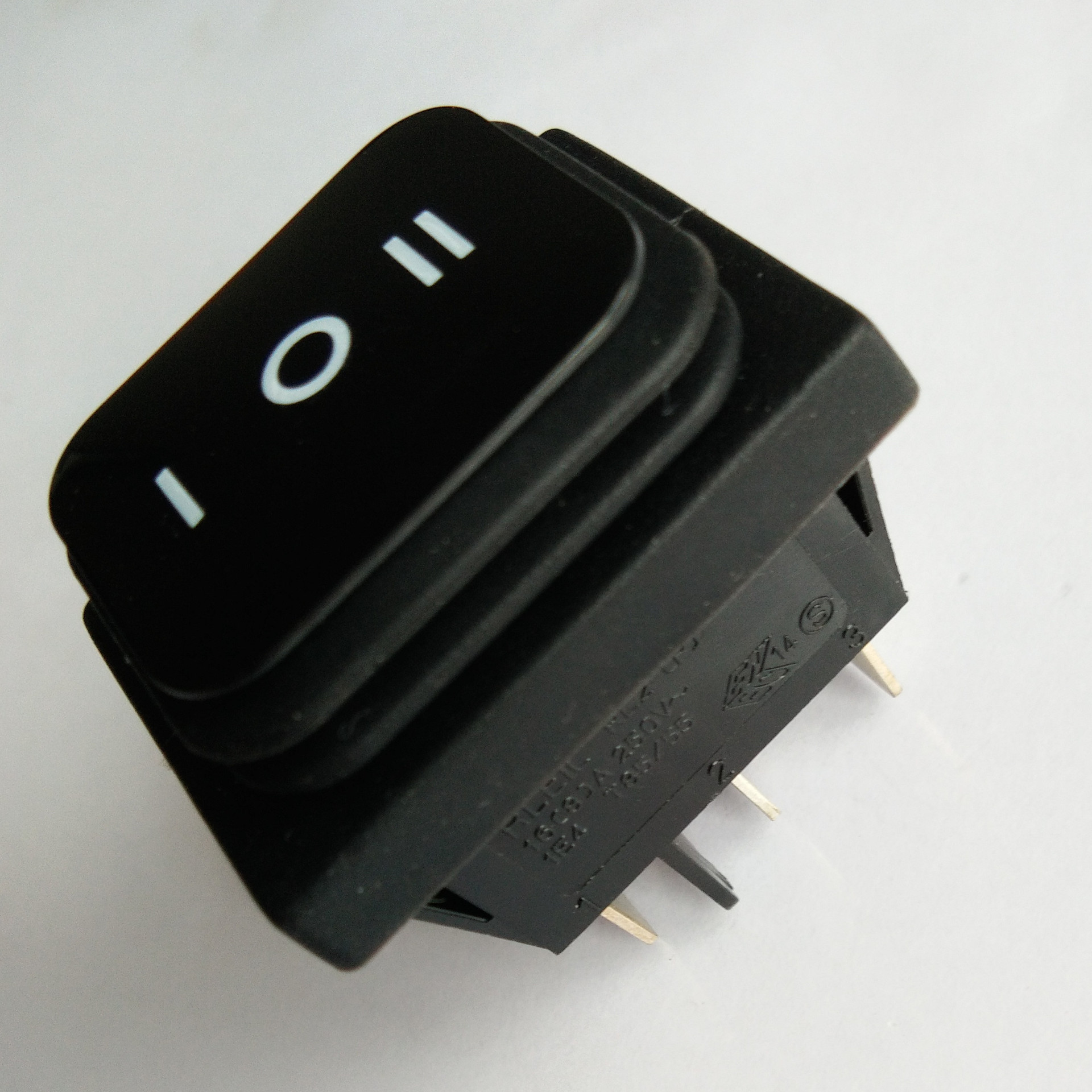 3档6脚防水电源船型开关0noffon