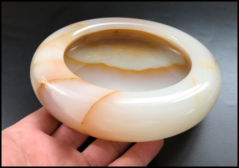 初沐 阿富汗玉山水纹玉石烟灰缸批发