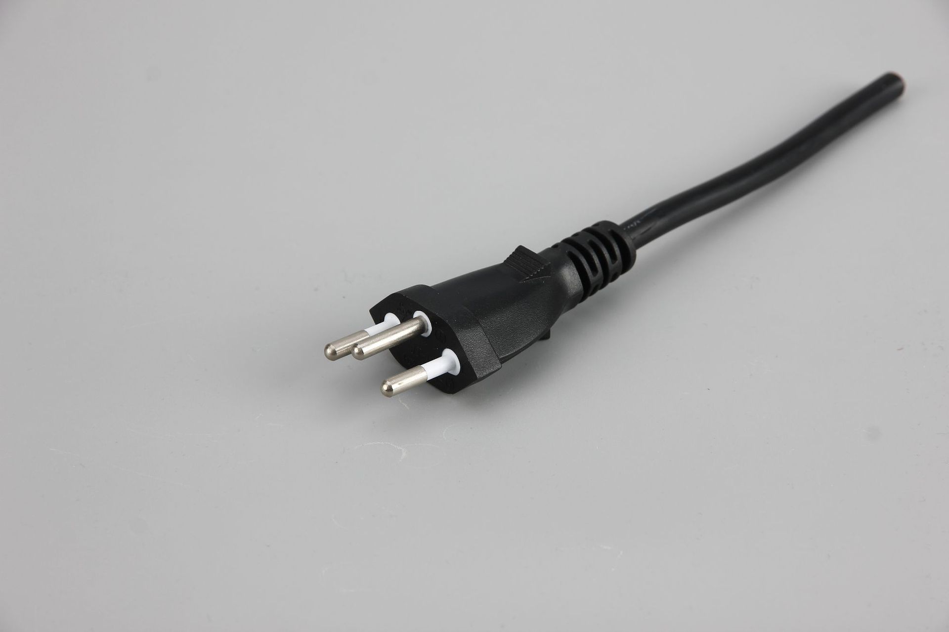 hd-076 厂家供应 欧洲系列瑞士三插 电源插