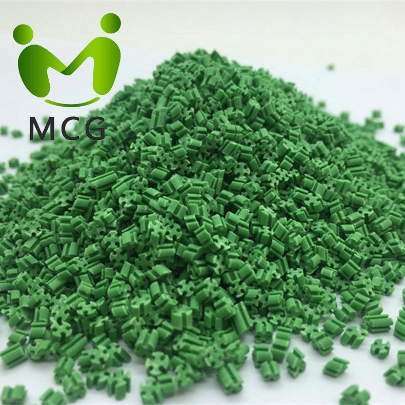 厂家生产足球场用橡胶颗粒 高弹性草坪填充颗粒 人造草坪施工