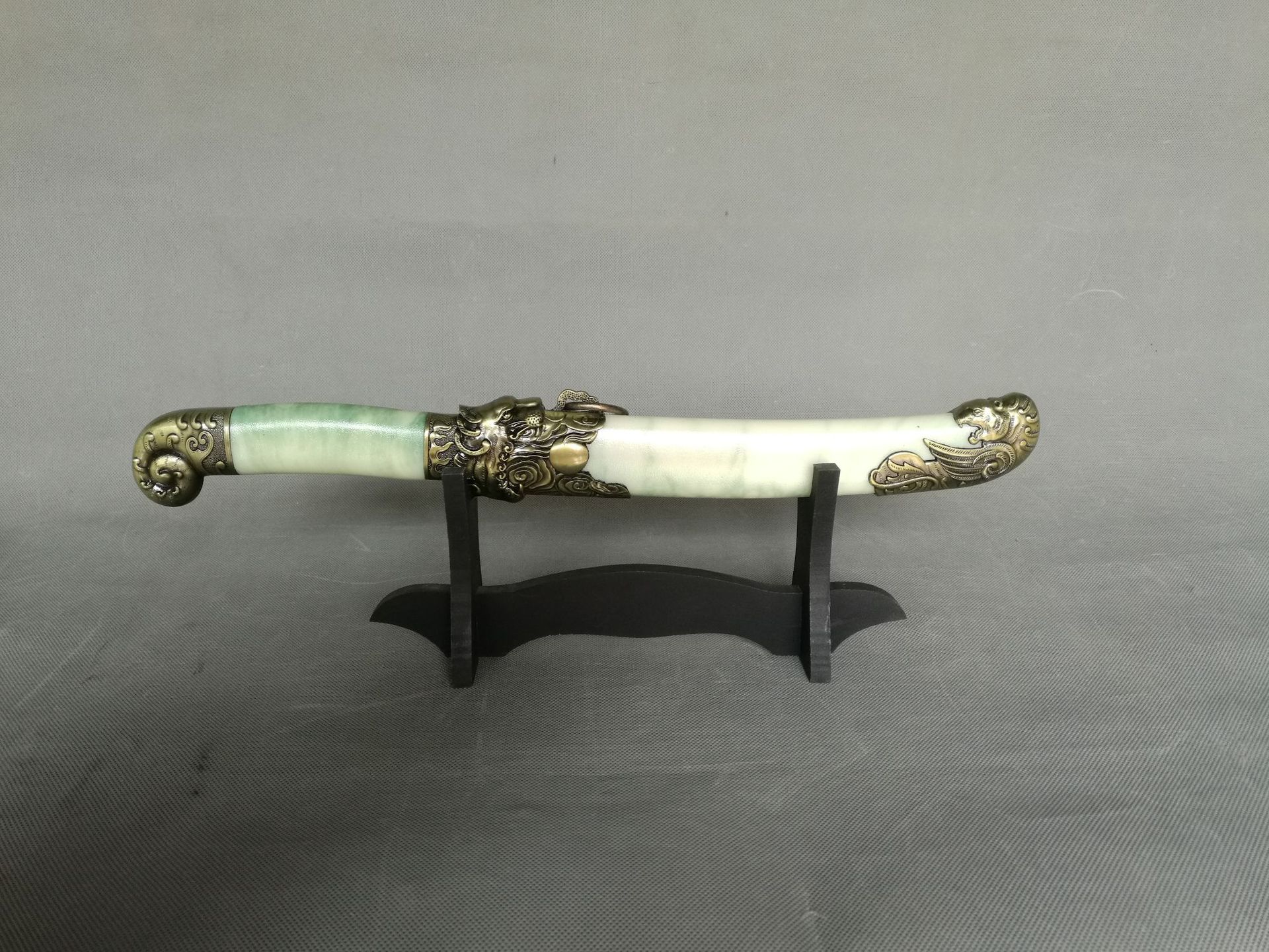 仿玉色虎头清刀4078