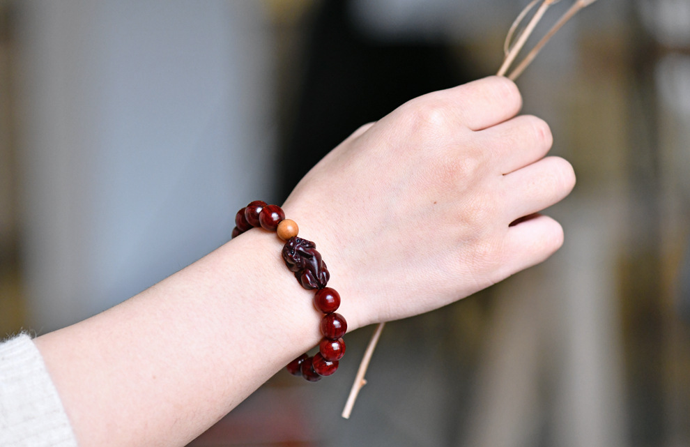 批发印度小叶紫檀手串10mm佛珠手串原创招财貔貅8mm老山檀香隔珠