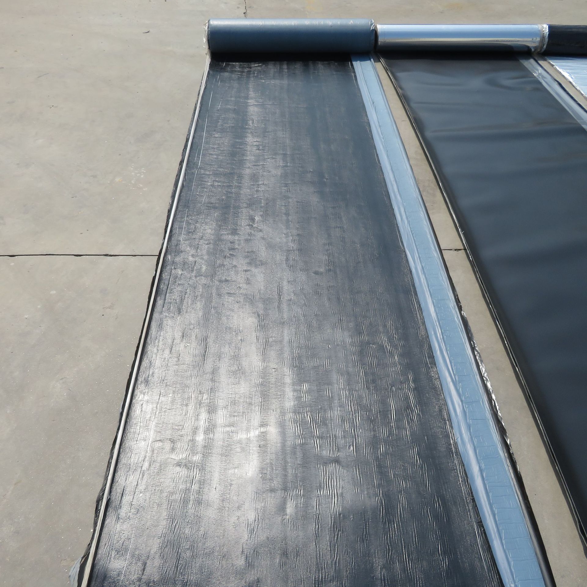 3mm自粘聚合物改性沥青防水卷材 自粘聚合物防水卷材 自粘sbs卷材