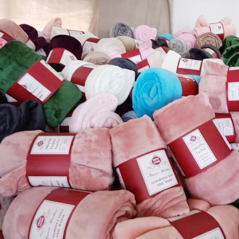 法兰绒毛毯厂家亏本清仓 低价处理法莱绒毯批发 库存毛毯毯子
