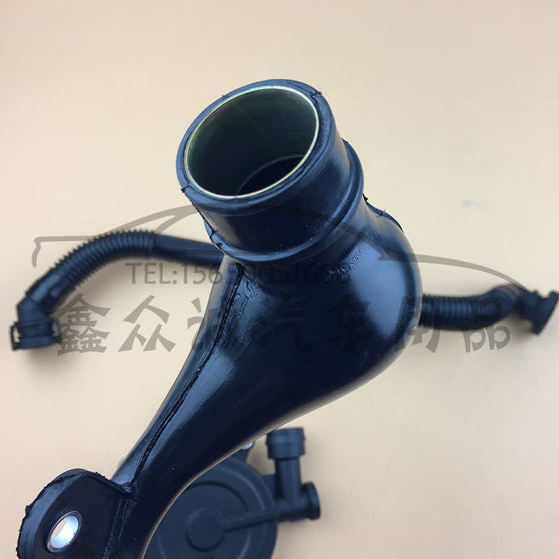 适用于大众桑塔纳3000志俊发动机废气管通气管06b103474c