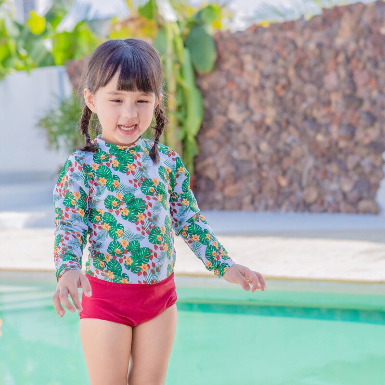 儿童泳衣女童韩国ins婴儿宝宝可爱小公主女孩分体泳装戴帽子泳装