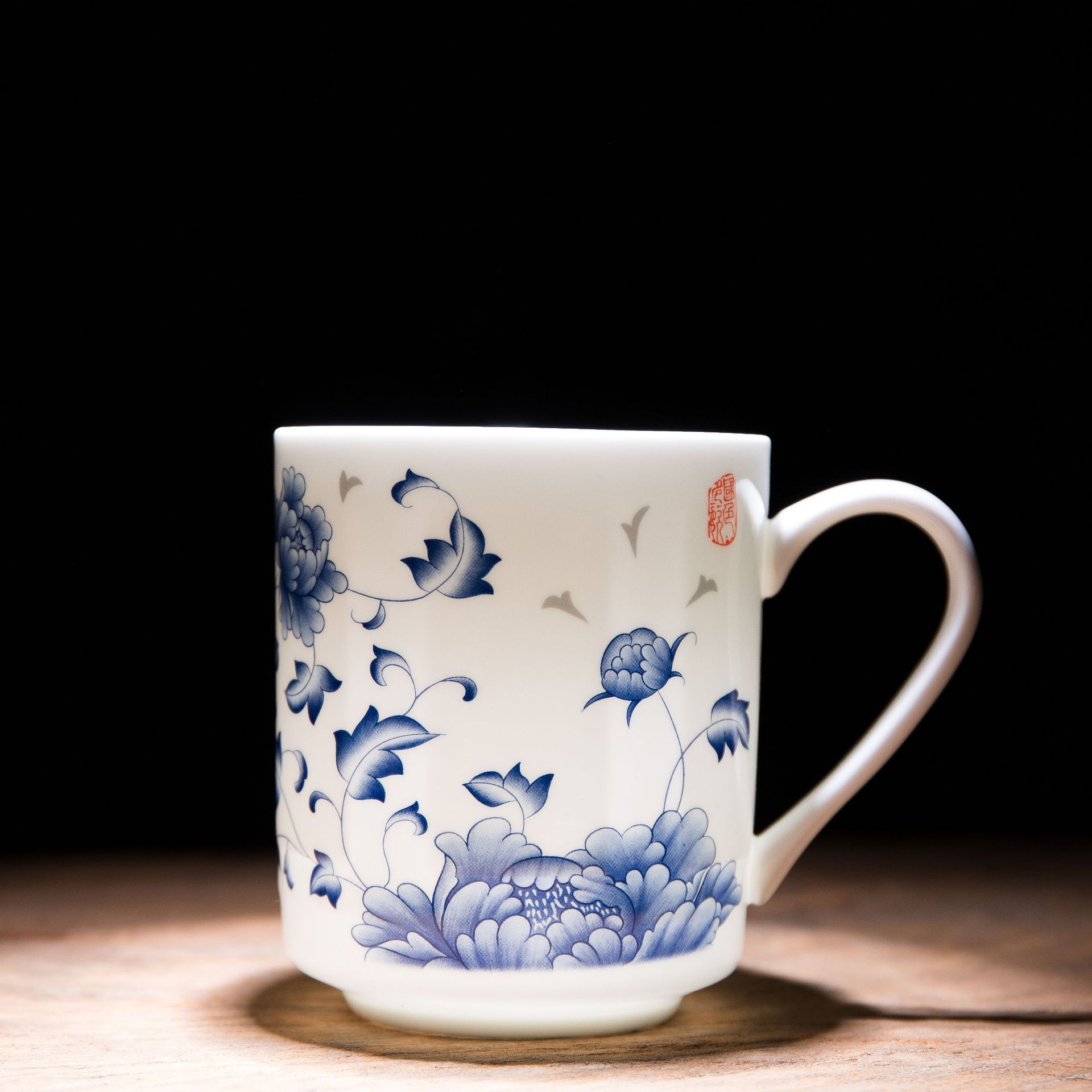 Jingdezhen Bone-China Cup Office Meeting Cup Ceramic Cup Teacup with Lid Large Capacity Blue and White Water Cup Business Gift Cup