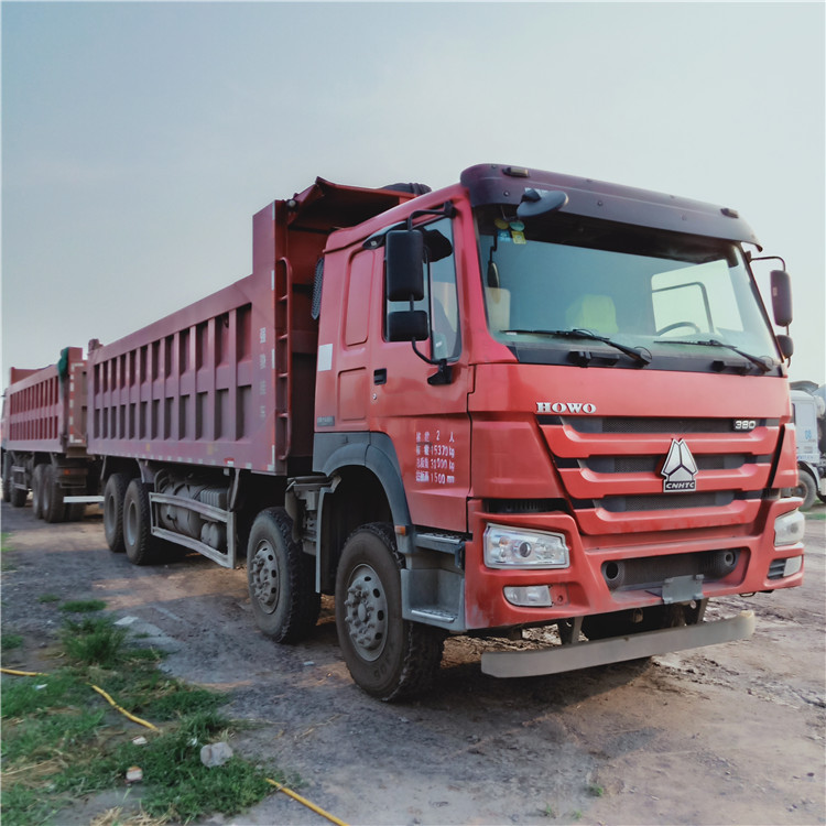 直销18年前四后八翻斗车 二手前四后八自卸车 豪沃工程自卸车