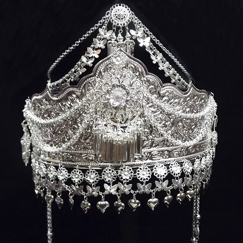 少数民族苗银帽子云南贵州苗族瑶族侗族水族头饰表演拍摄庆祝银帽