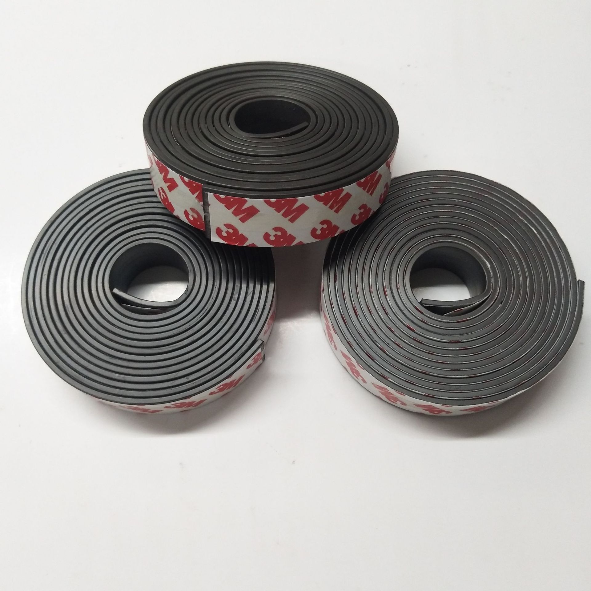 瑞恒同异性橡胶磁条厂家批发橡胶磁卷 强力橡胶磁片