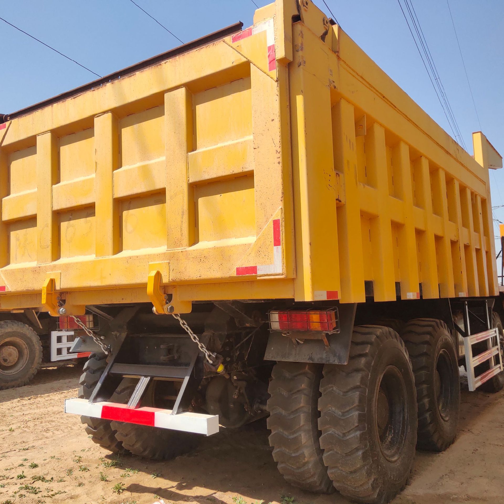 贵州遵义 各种二手工程车自卸汽车 通力宽体土方车 箱式货车矿霸
