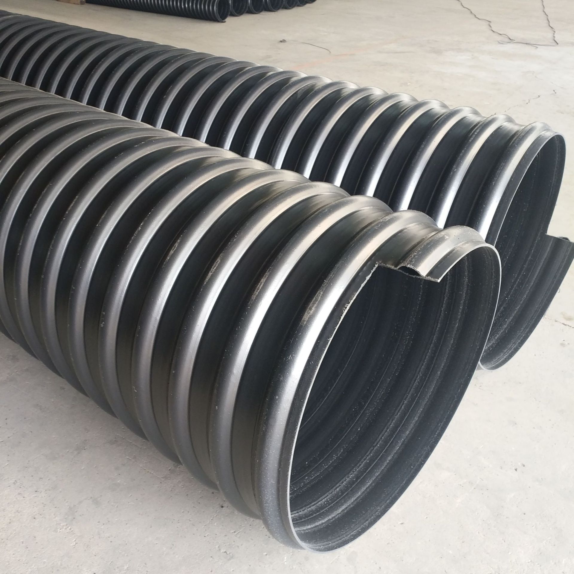 hdpe钢带管聚乙烯pe波纹管增强型大口径排污管材dn800管道厂家