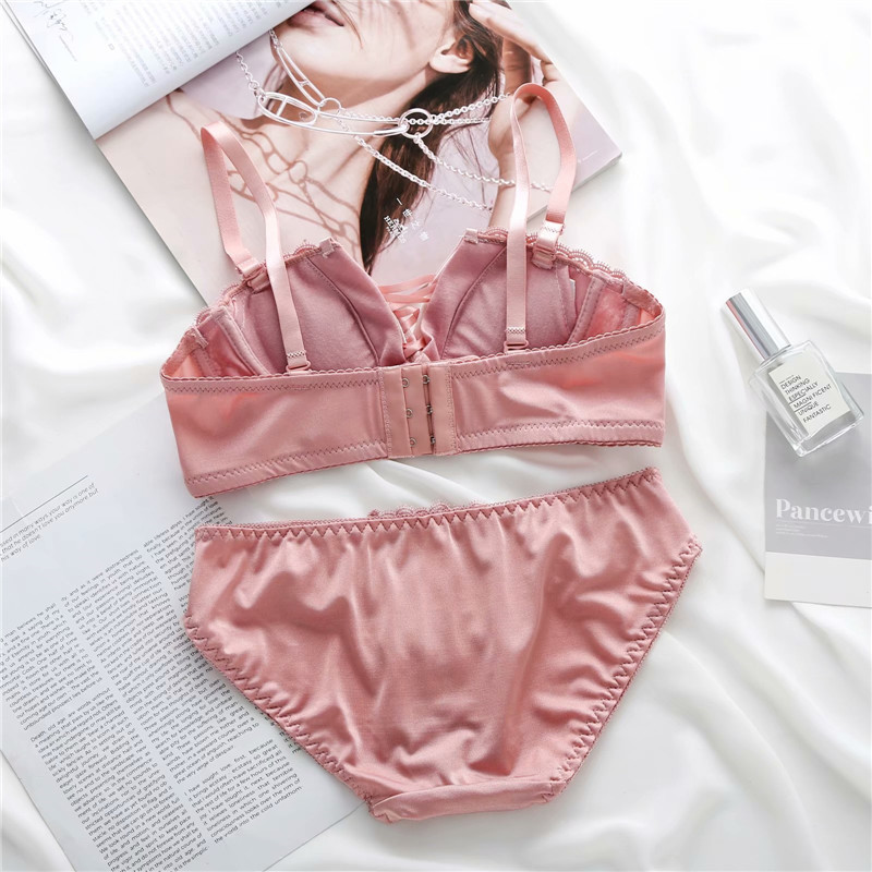 8896日系性感拉绳蕾丝调整型有钢圈少女文胸深v聚拢内衣套装批发