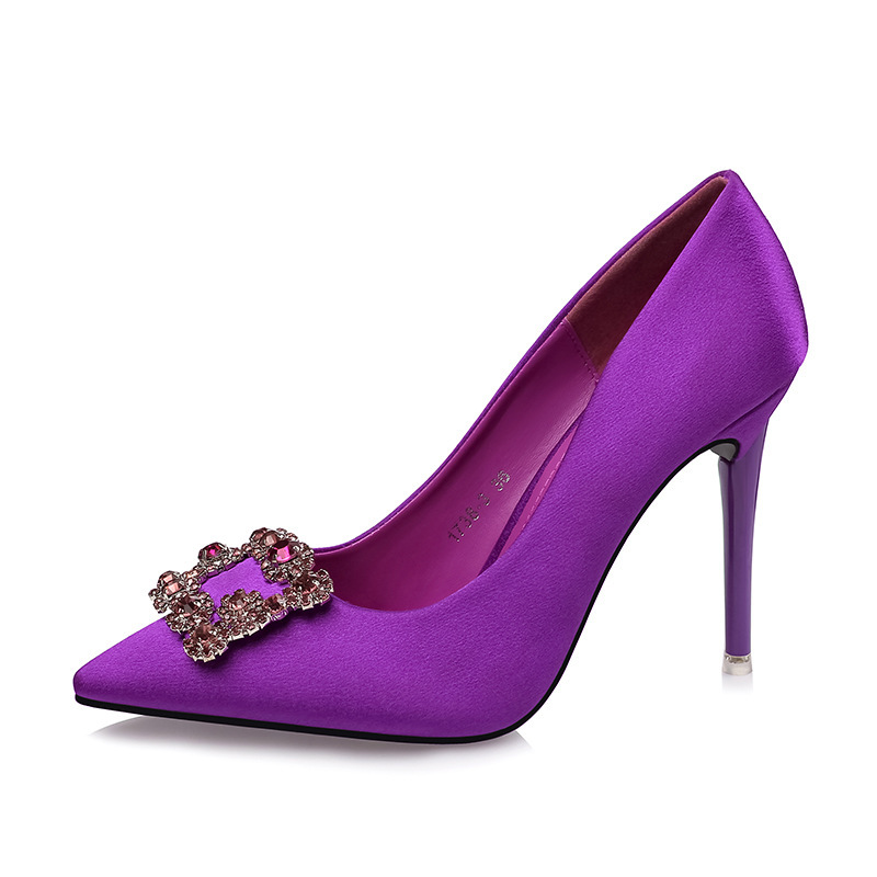 高跟女单鞋2019秋新款韩版尖头浅口夜店性感女细跟方扣水钻婚鞋潮