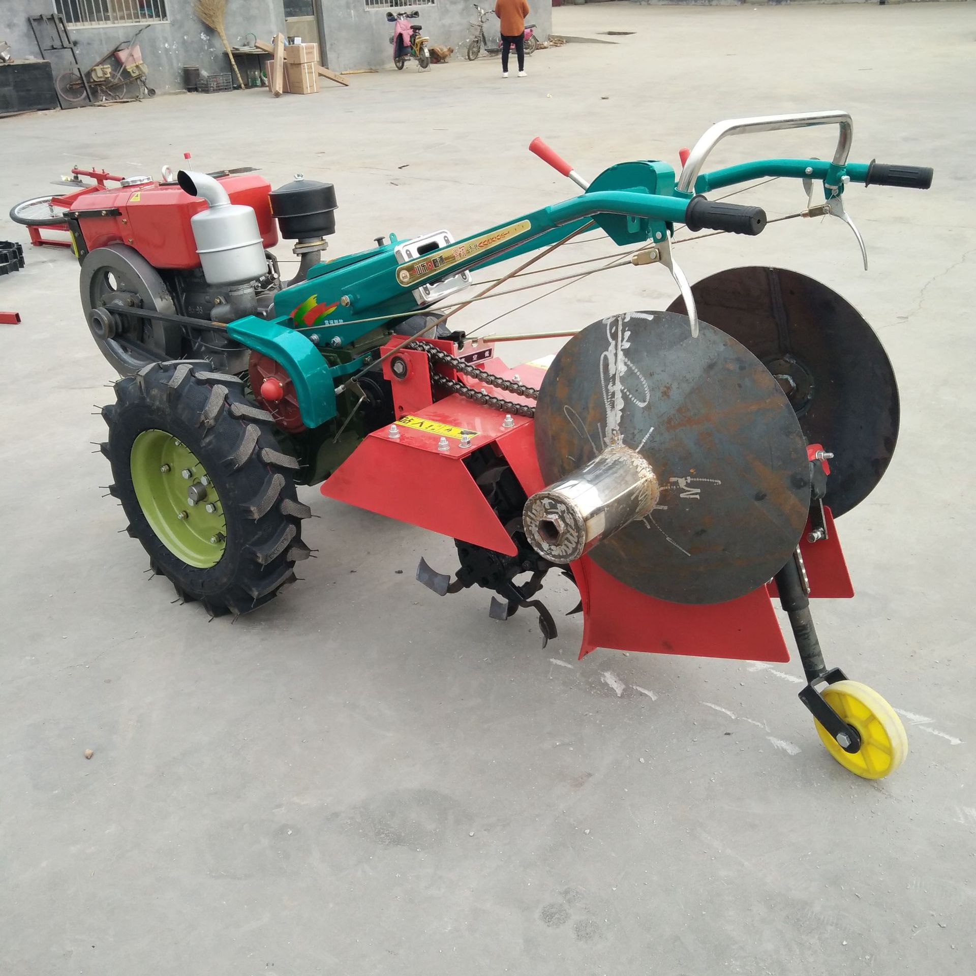 厂家直销加固筑埂机 草莓开沟打埂机 手扶一次成型开沟起垄机