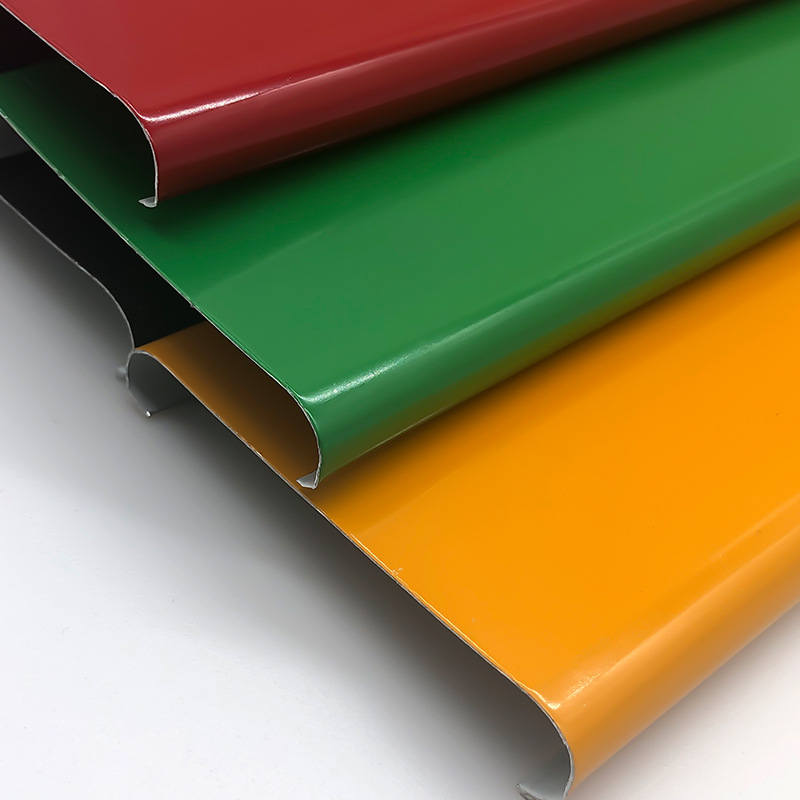 c84彩钢扣板门头招牌条广告牌扣条扣板长城底板龙骨卡条装饰材料