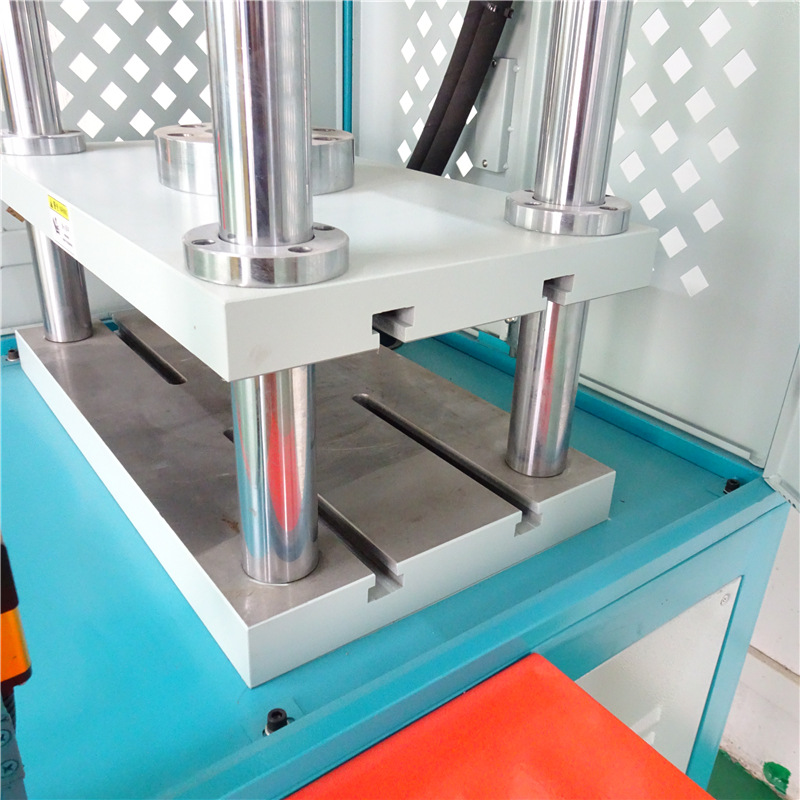 质保一年高精度刀模冲压机泡沫海绵裁切成型机四柱油压合模冲切机