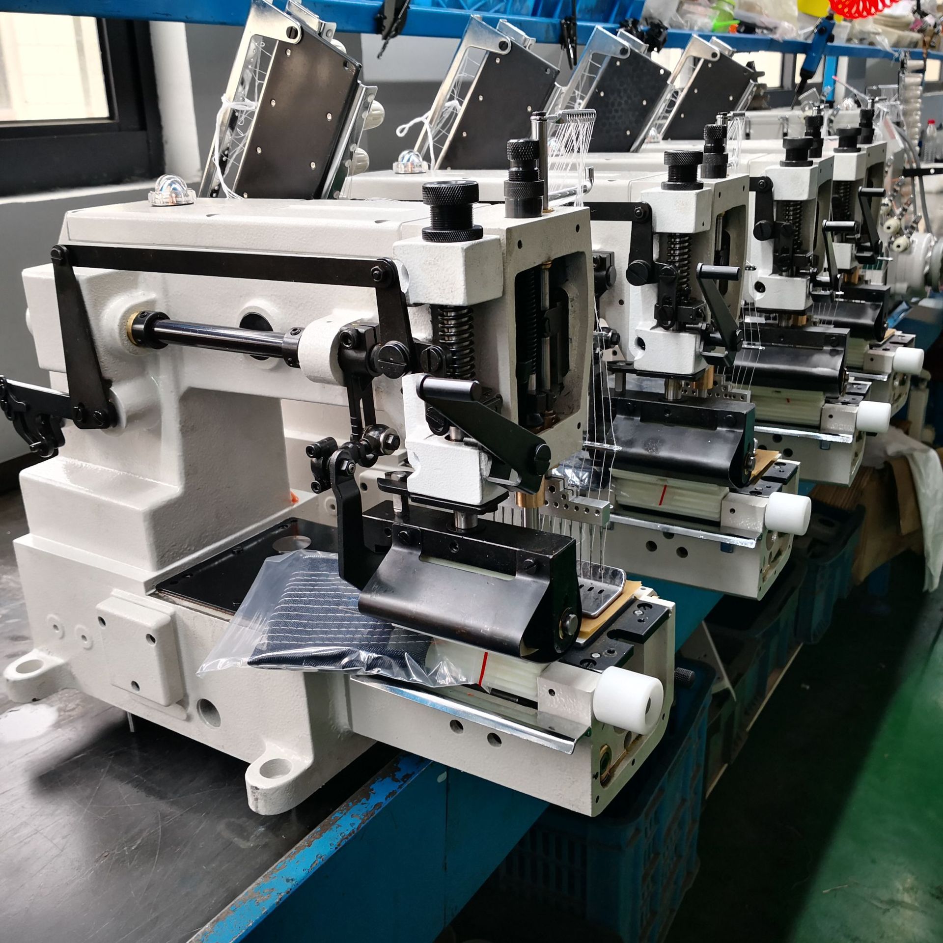 18针窗帘贴条机vc008银剑款4针8针12针校服运动服拉腰机