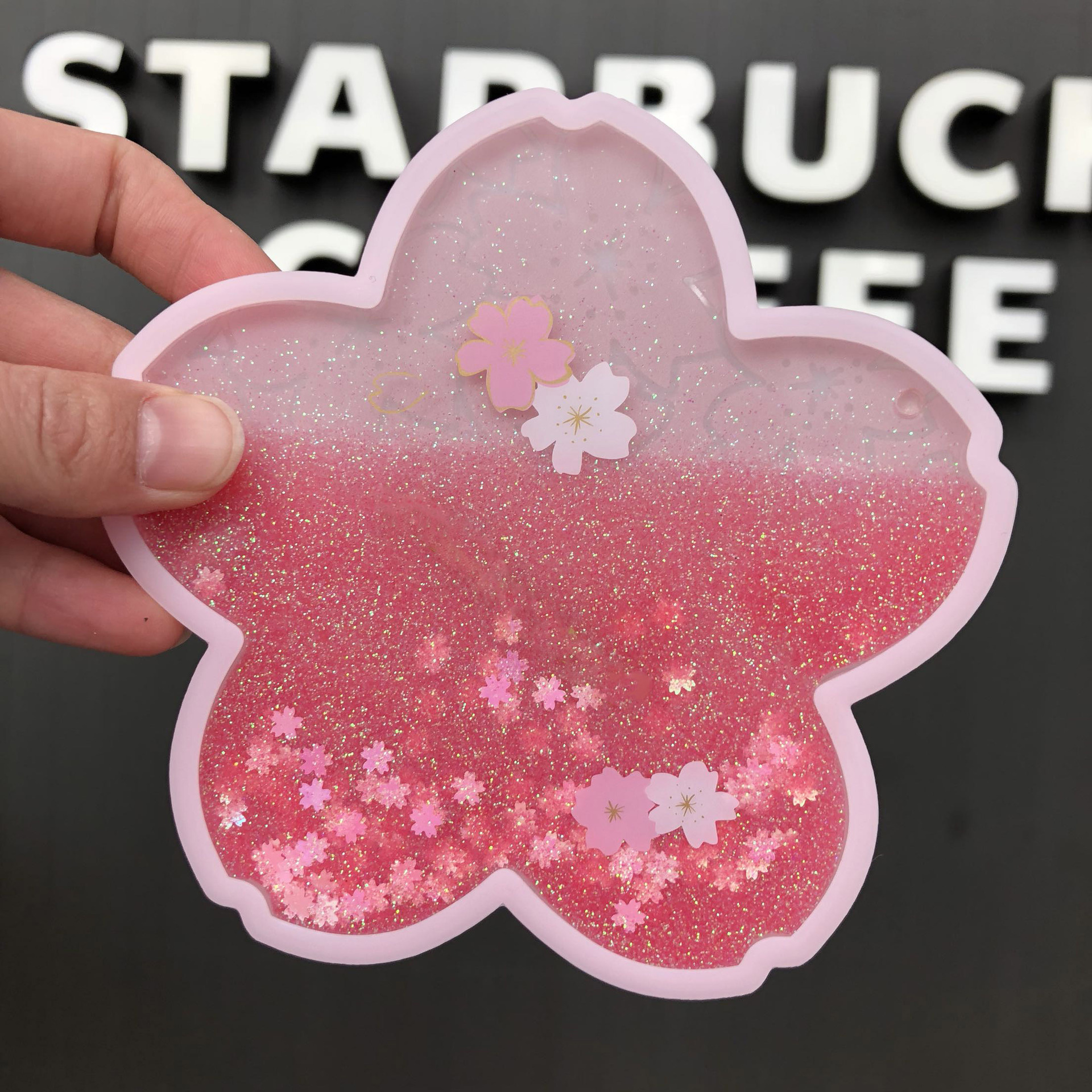 星爸爸玻璃可爱粉色流沙新年杯垫彩色杯垫樱花杯垫流沙彩虹鱼鳞垫