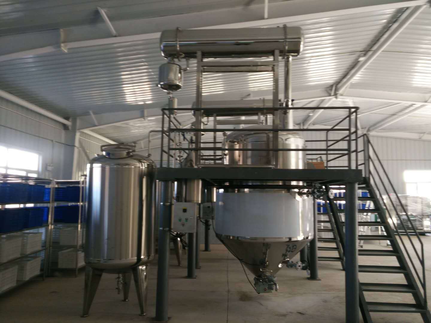 上海厂家供应蒸馏法精油提取生产线 大型提取精油设备多物料适用