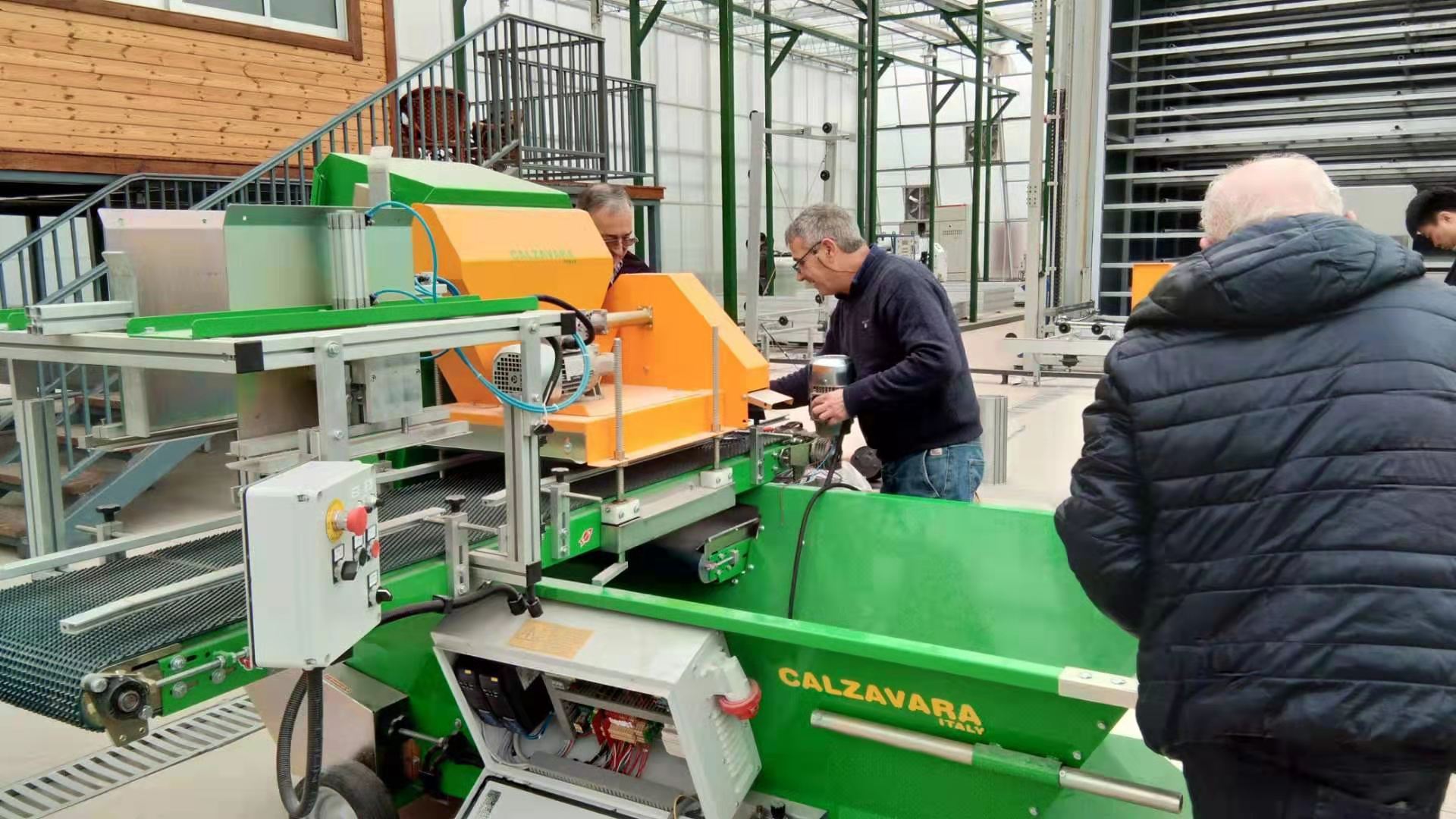 寿光市格瑞专业定制育苗播种机蔬菜花卉种子精量自动化穴盘播种机
