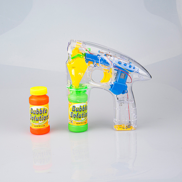 广东汕头市澄海区吉永玩具厂,专业生产泡泡玩具,工厂 占地5000平方米