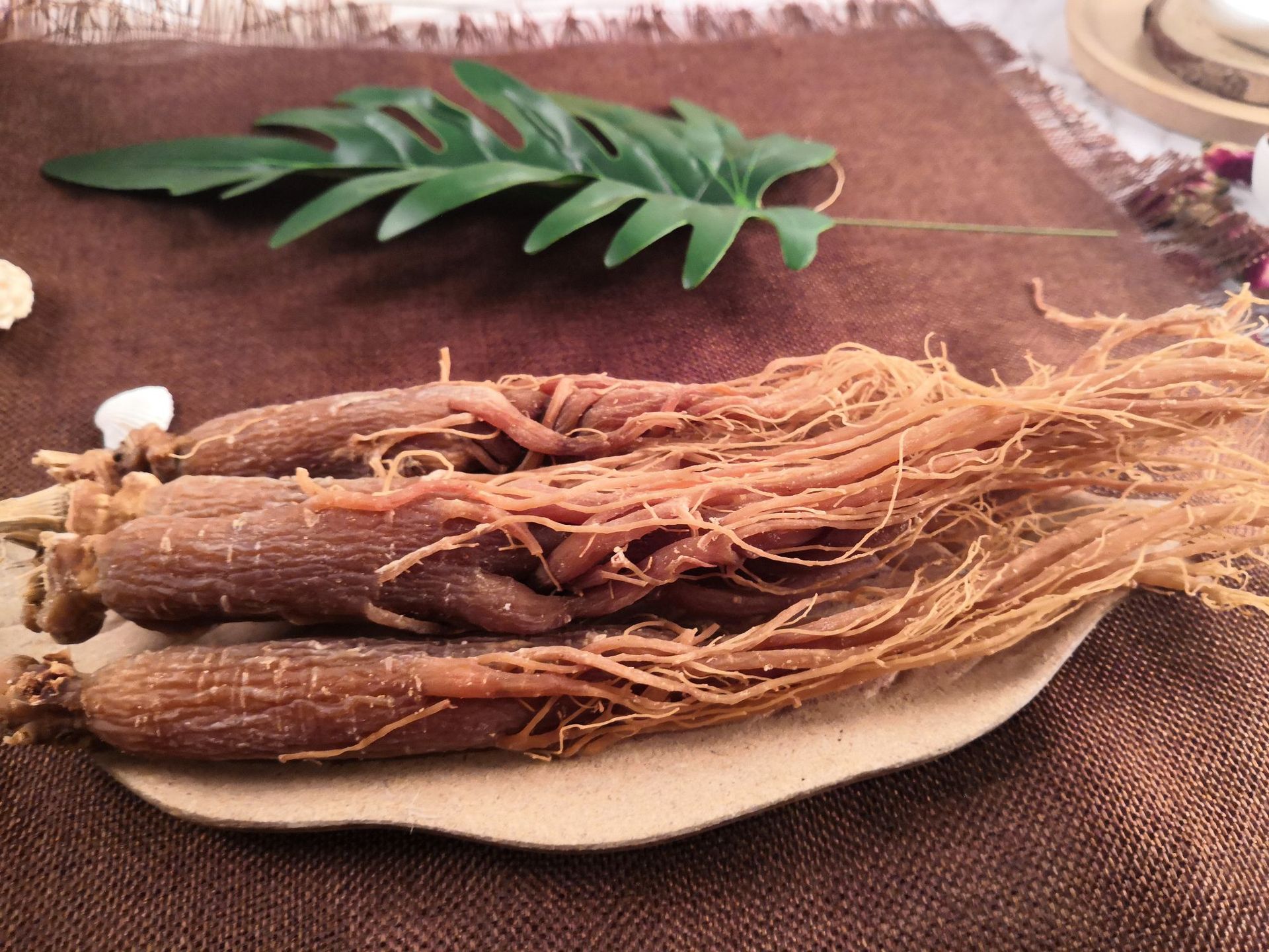 红参带须 产地货源 长白山红全须 现货个大肉厚 各规格量大从优