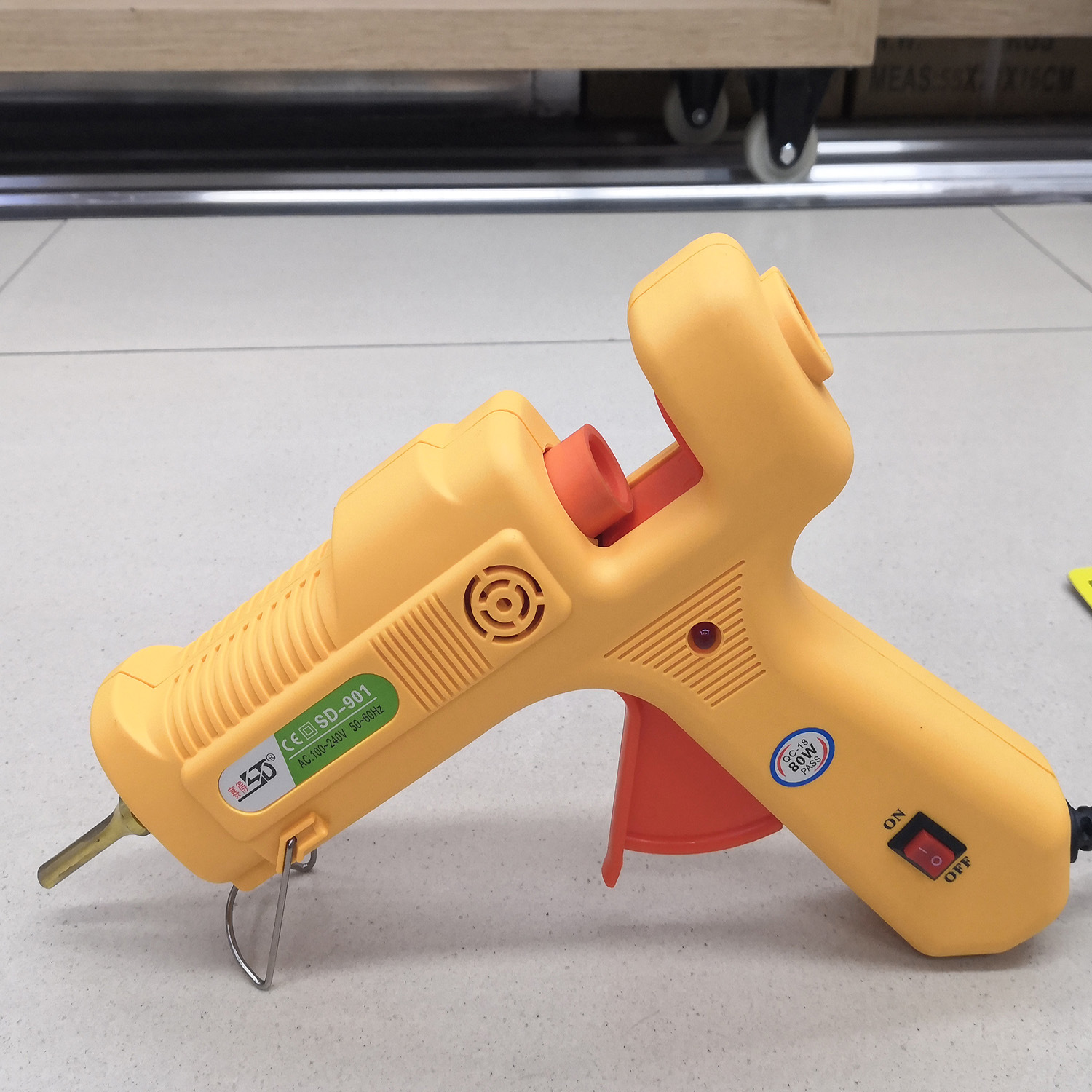 赛德80w黄色带开关大胶枪 可拆卸铜嘴 不漏胶不倒胶 厂家直销
