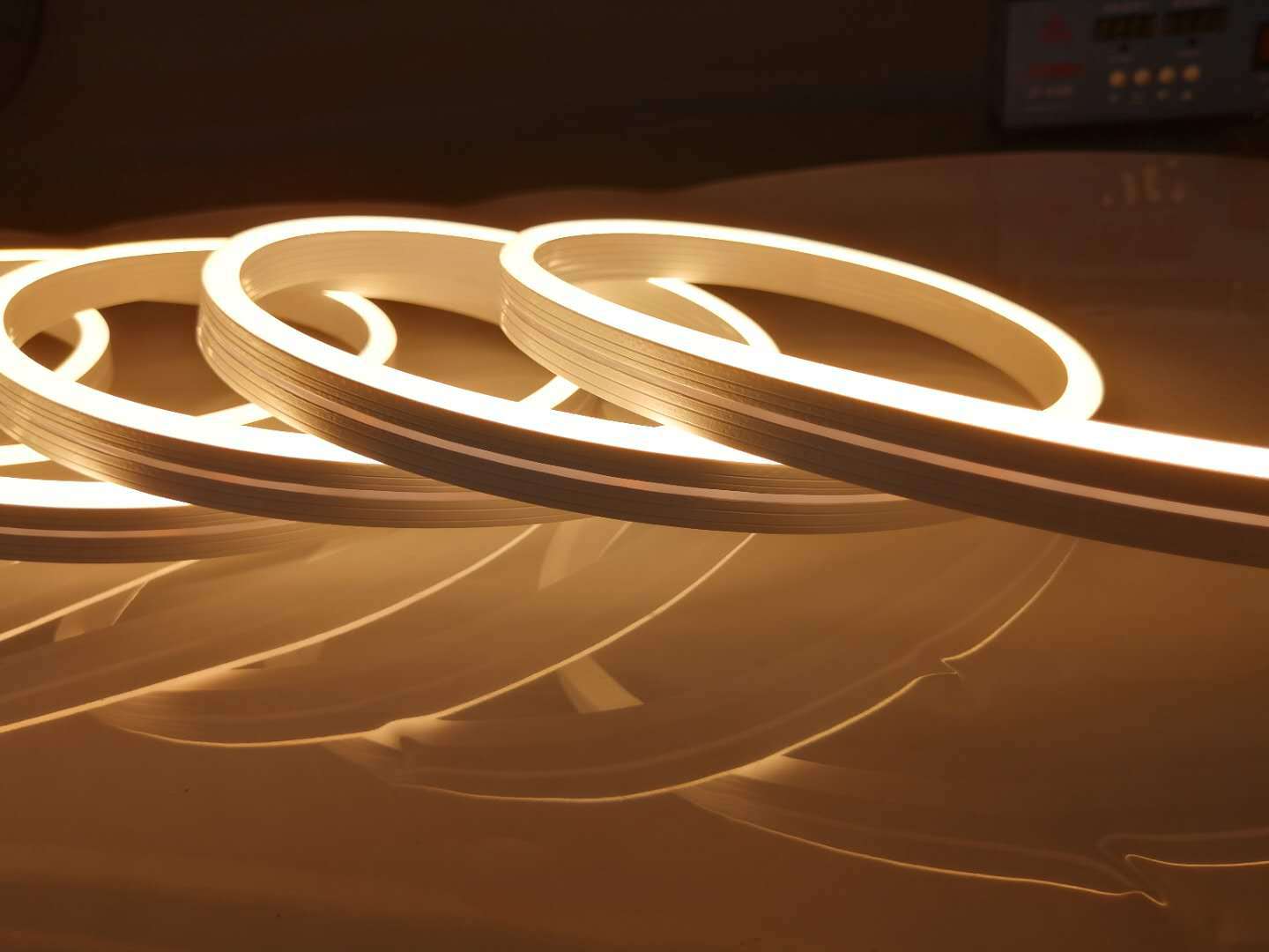 0816硅胶霓虹灯带dc24v单色3000k 硅胶霓虹灯带0816支持定制