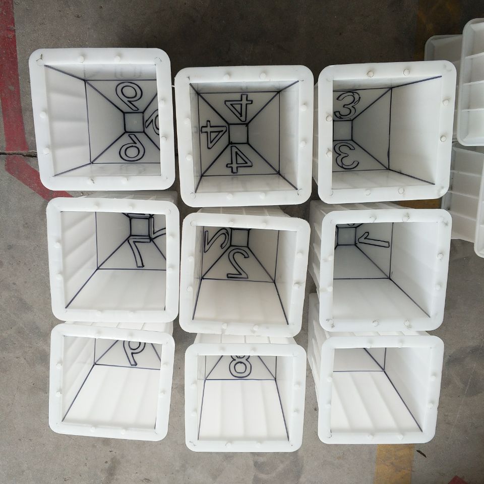 新款三面带字公路百米桩模具 公路界碑标志桩百米桩塑料模具