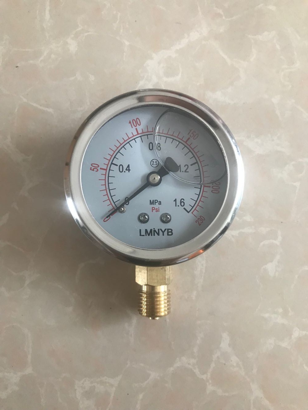 厂家批发供应耐震压力表yn63充油抗震压力表16mpa包检验
