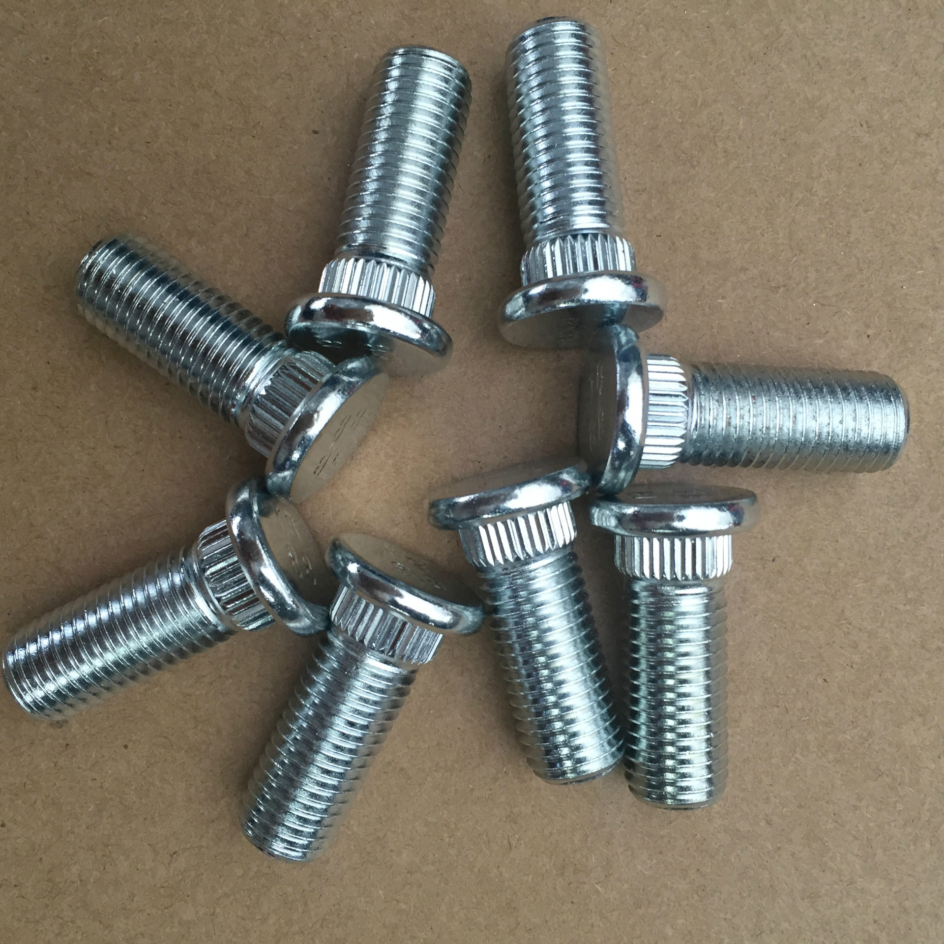 杰瑞滚花螺栓脑下带齿销轴法兰面螺栓平头销8*25非标定制