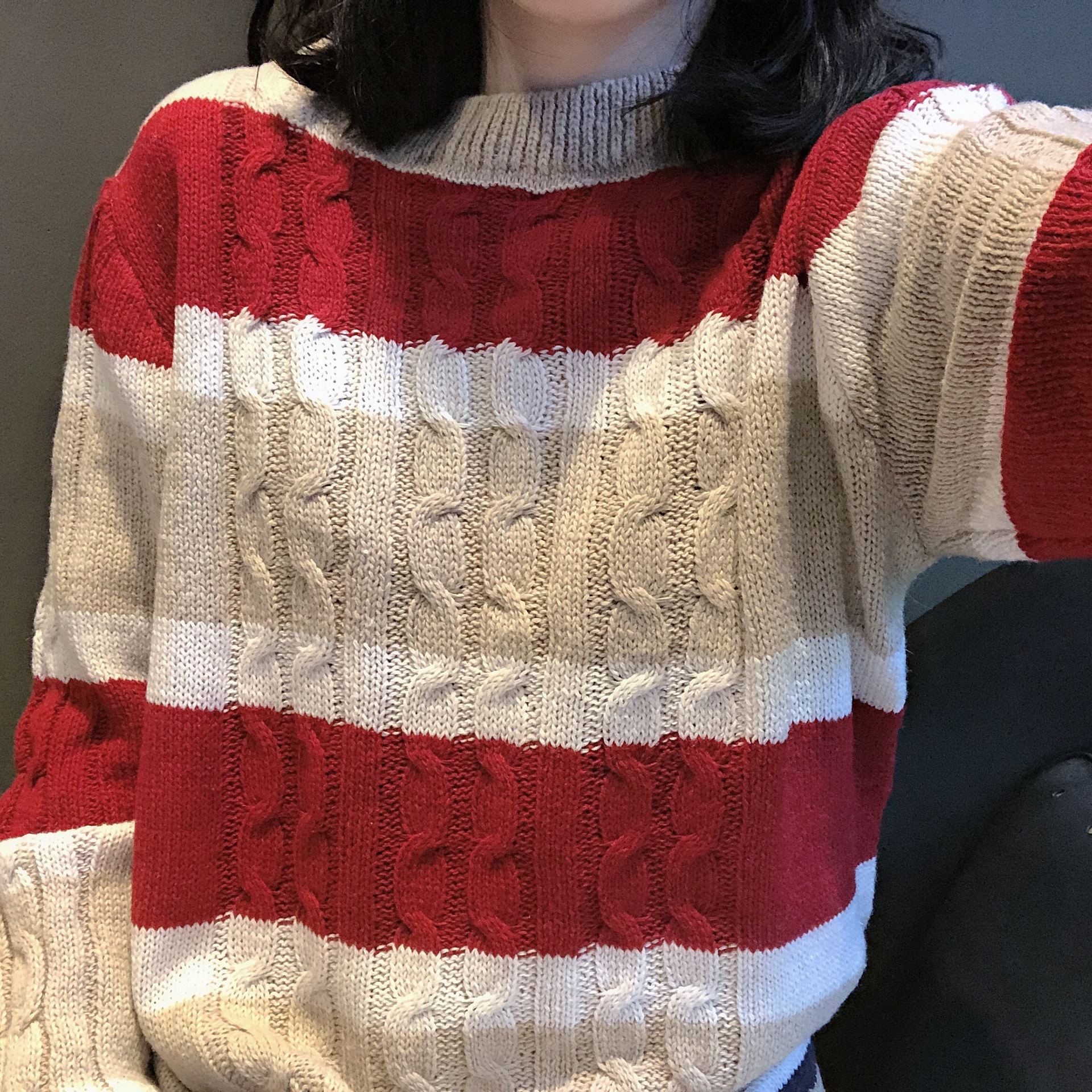 实拍2019女装秋冬季韩版新款宽松bf风麻花拼色圆领减龄毛衣针织衫
