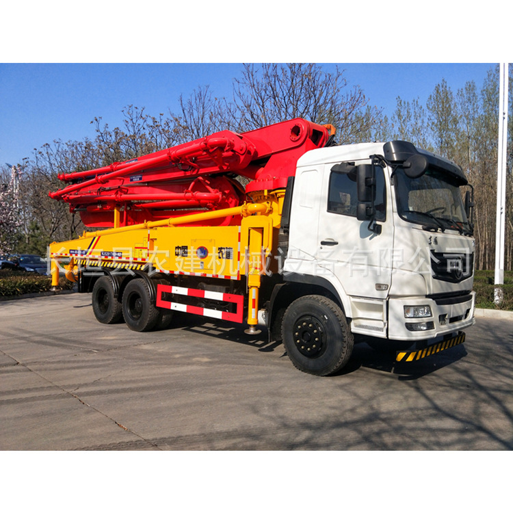 21米臂架泵 25米小型混凝土泵车小型臂架泵车农建用小混凝土泵车-报价