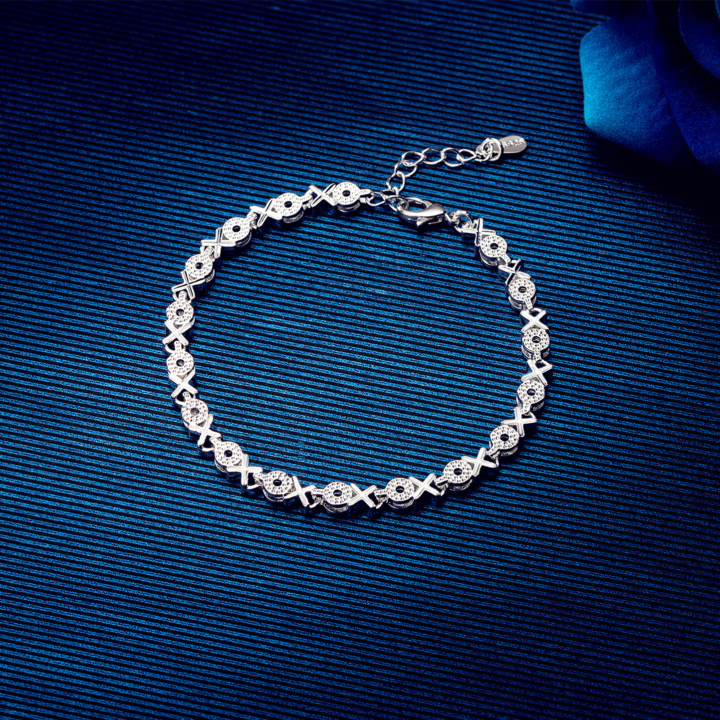 韩版镀925银车花手链女简约个性xo字母镀银女士手链简约时尚首饰