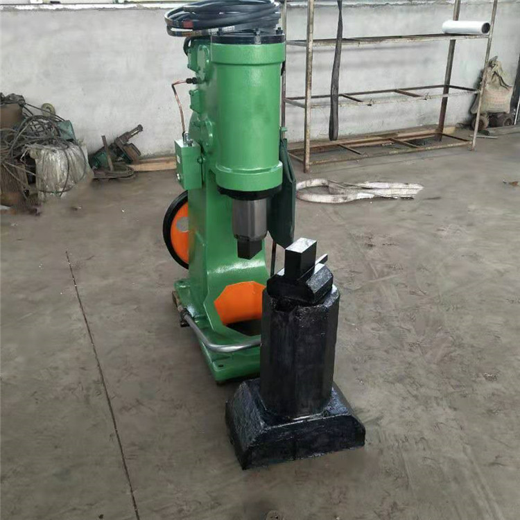 厂家供应 全自动打铁空气锤 连体式打铁空气锤价格 锻造捶打机 图