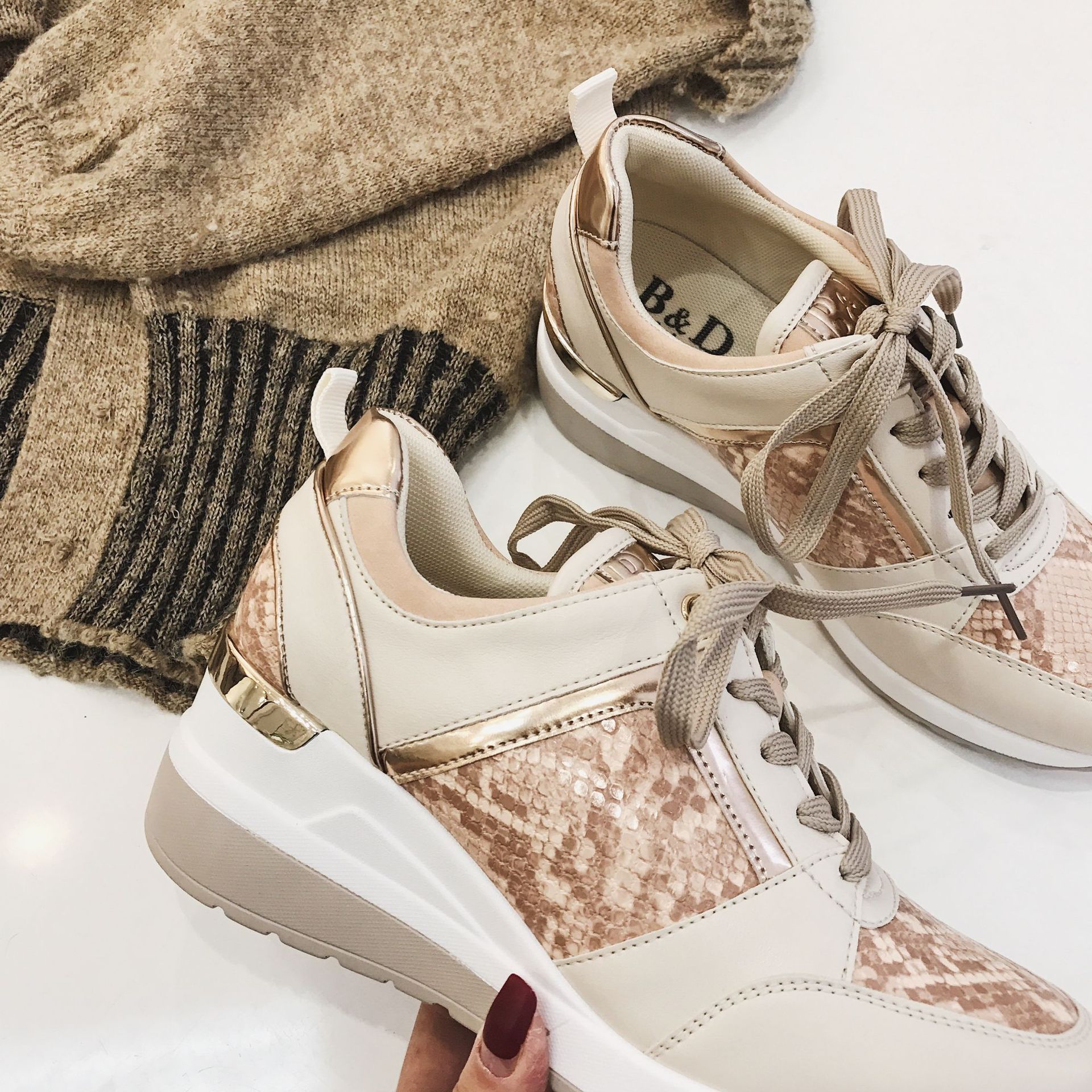 fuqite2020春夏新款女鞋运动风单鞋女休闲韩版蛇纹潮流休闲鞋女