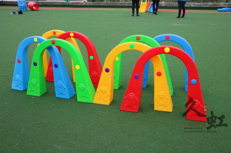 幼儿园立体钻山洞 拱形门塑料钻洞儿童钻圈 户外体育活动器材玩具